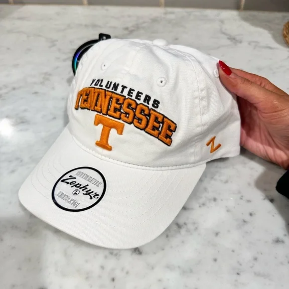 University of Tennessee Volunteers White Baseball Hat - Picture 3 of 5